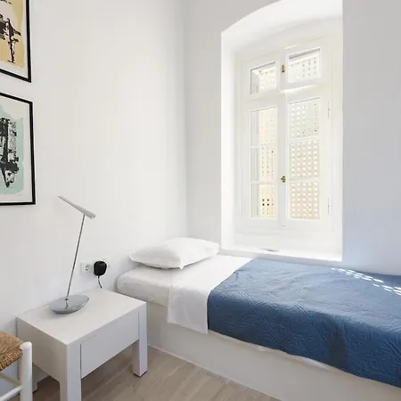Iskana House Villa